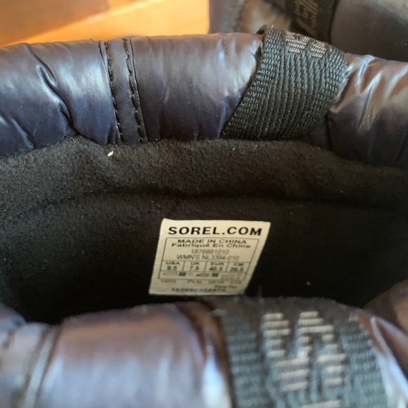 Sorel Puffy Mid- Shiny Boots - Picture 5 of 6